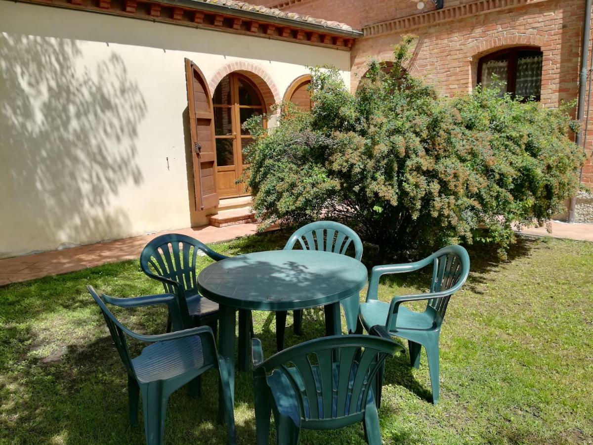 Agriturismo Piandimaggio П'єнца Екстер'єр фото