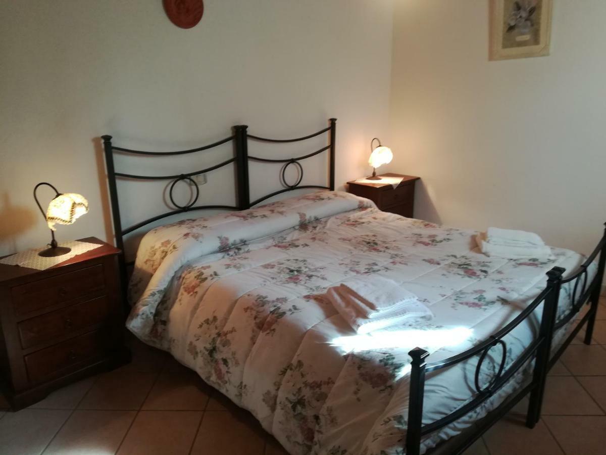 Agriturismo Piandimaggio П'єнца Екстер'єр фото